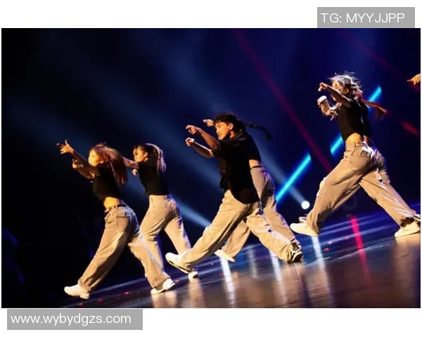 西安街舞队的奋斗与荣耀：一段激情四溢的街舞纪实之旅